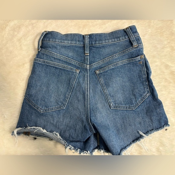 Madewell Denim Cutoff Shorts Mid Length - Size 24 - Picture 2 of 4